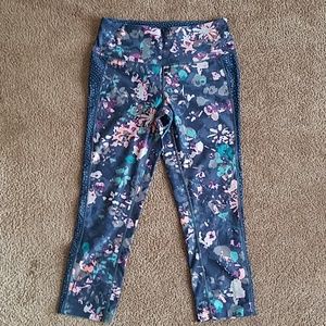 ⭐️SOLD⭐️ EDDIE BAUER Floral Print Motion Capris